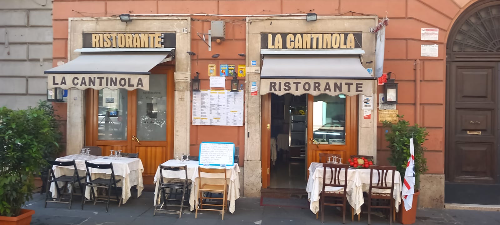 Esterno Ristorante - lacantinola.it - lacantinola.com - lacantinola.online Roma